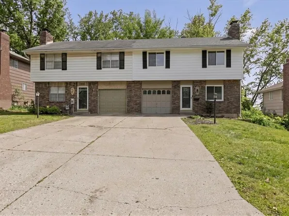 3701 NE 67th St, Kansas City, MO 64119