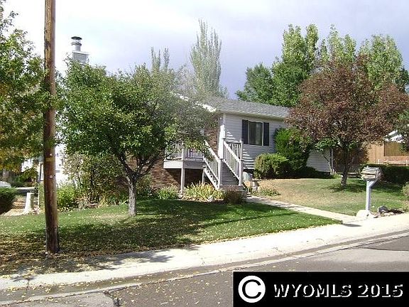 2nd image of 606 Fremont Ave