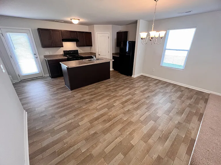4024 Gibb Ct — Photo 10