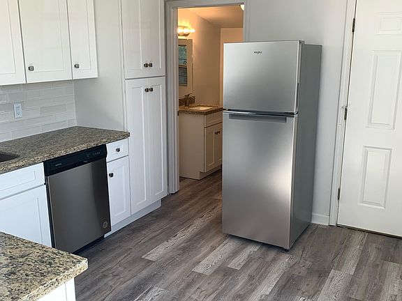 5th image of 8631 Pritchard Pl