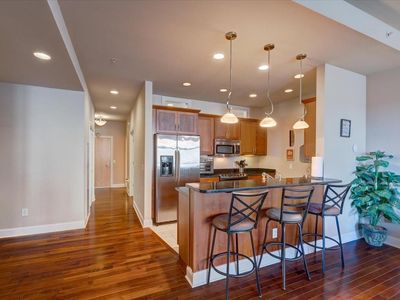 625 North Segoe Road #202, Madison, WI, 53705