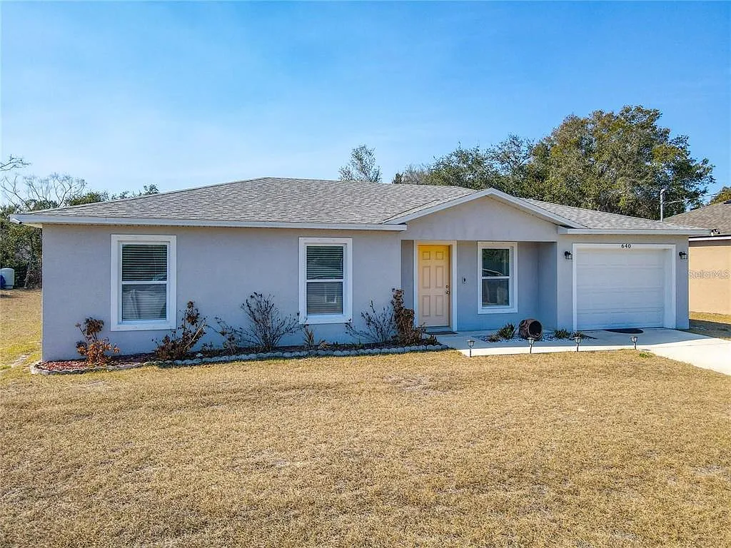 3 bed, 2.0 bath, 1159 sqft, $2,500 — Photo 1