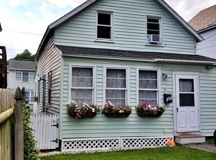 11 Harris St, North Adams, MA 01247