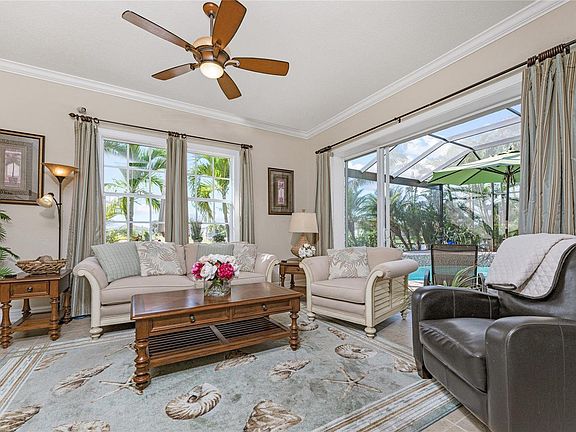 5th image of 8112 Antwerp Cir