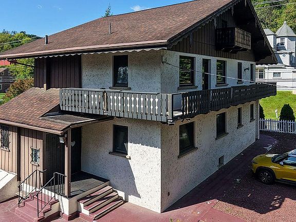 5th image of 900 Morgantown Rd