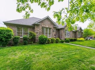 3000 Dunnston Ln, Lexington, KY 40513