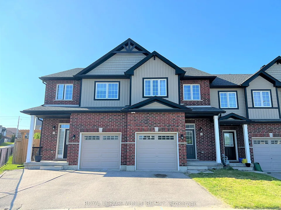 46 Renfrew St