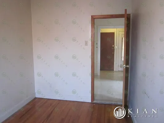 Rented by Kian Realty | media 43