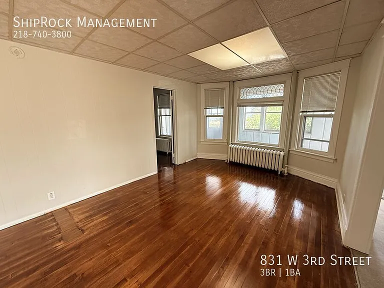 831 W 3rd St — Photo 4