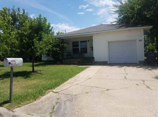 2206 NW Ozmun Ave, Lawton, OK 73505
