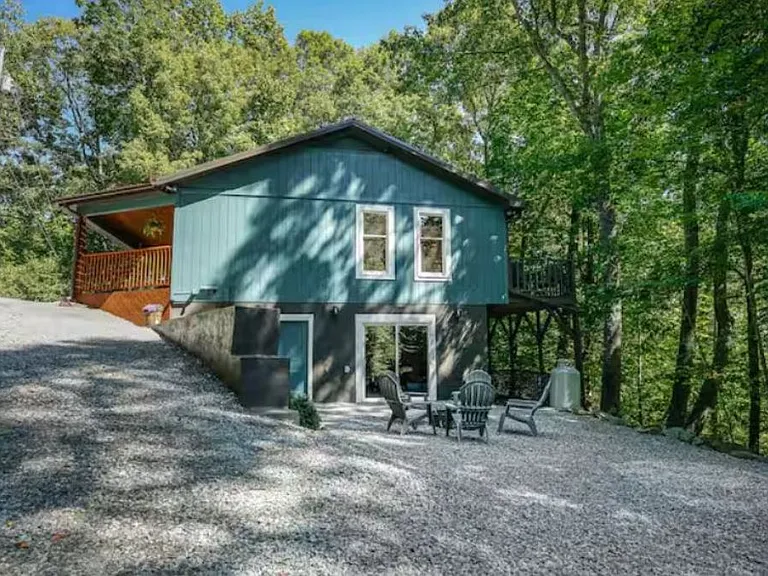 623 Wintergreen Dr — Photo 19