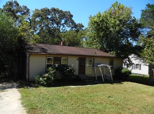 717 Tyre B Mauldin St, Walhalla, SC 29691