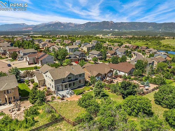 4th image of 780 Coyote Willow Dr