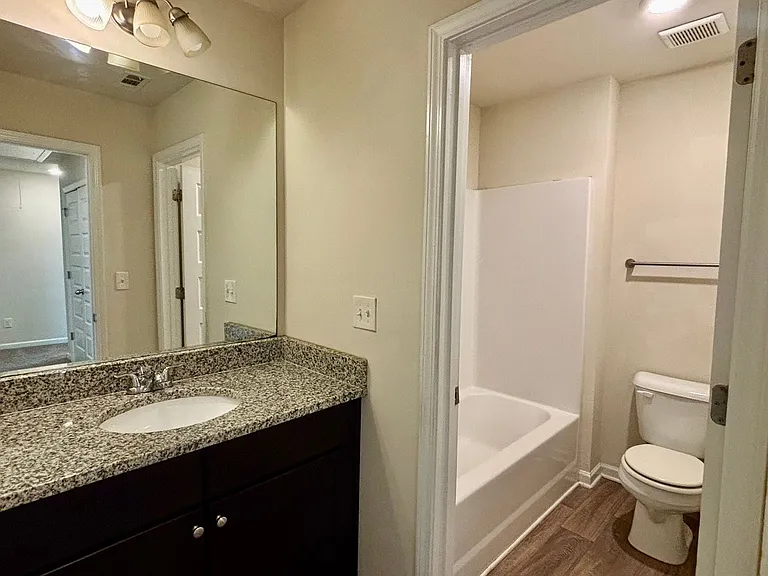 629 Carlton Pointe Dr — Photo 12