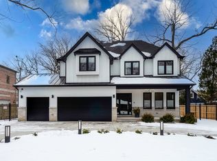 23388 N Birchwood Ln, Deerfield, IL 60015