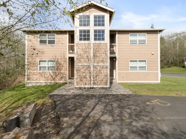 1611 SE Willow Dr, Warrenton, OR 97146