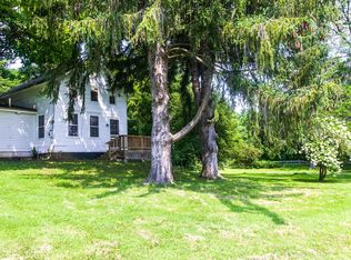 422 Fingar Rd, Hudson, NY 12534