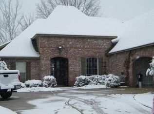 1217 Woodberry Dr, Madison, MS 39110