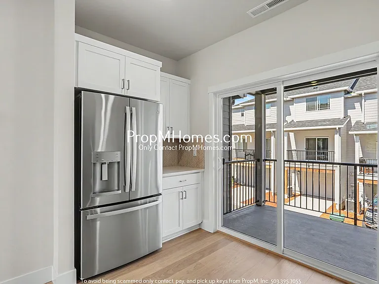 7527 NW Eleanor Ave — Photo 7