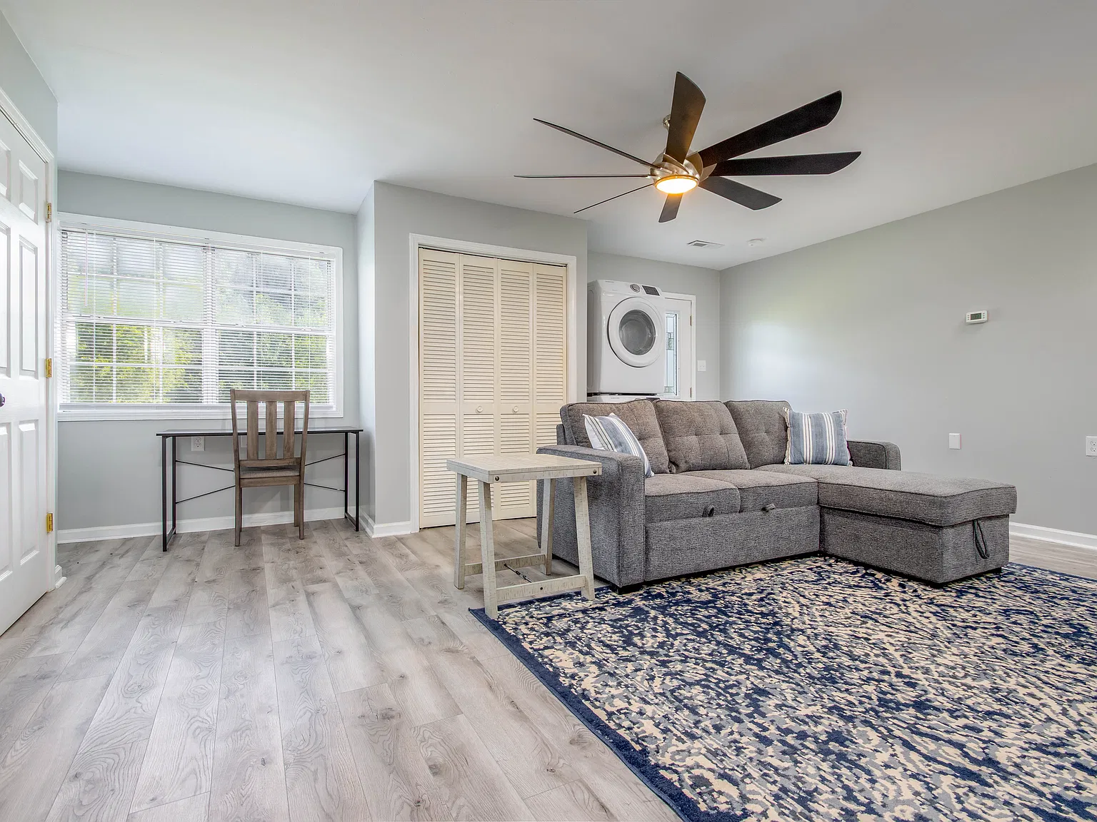 1 bed, 800 sqft, $1,800 — Photo 2