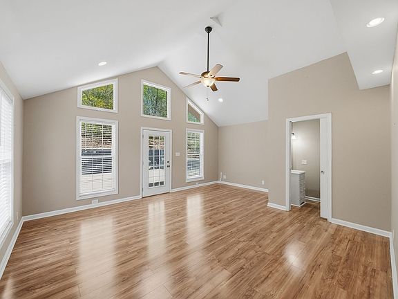 5th image of 1838 Pipers Ridge Cir NW