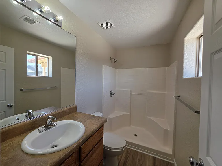 10320 S 10 1/2 E — Photo 10