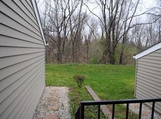 115 Overlook Dr #115, Clinton, NJ 08809