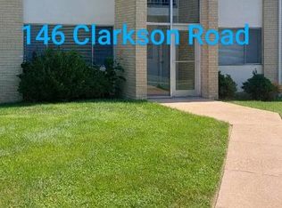 146 Clarkson Rd #B, Ballwin, MO 63011