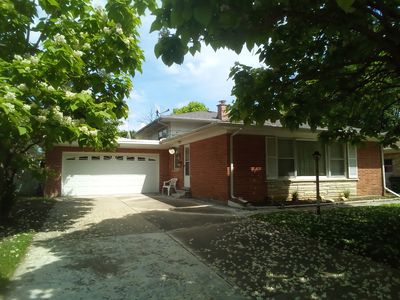211 Lilac Ln, North Aurora, IL, 60542