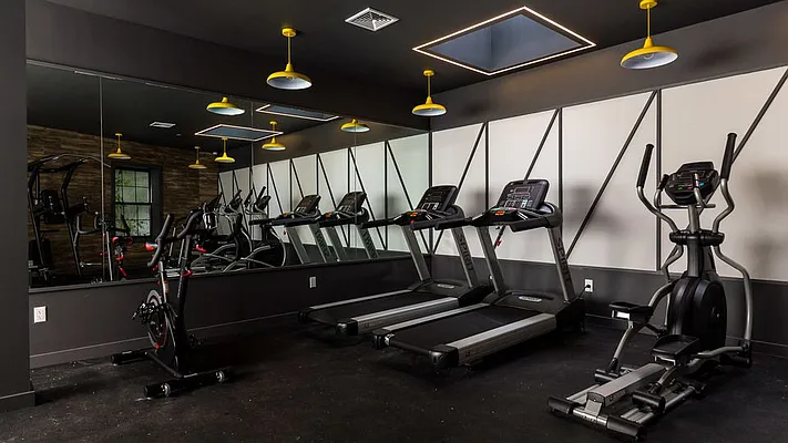 Rented by Nooklyn NYC LLC | media 25