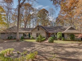 3 Jackson Grv N, Landrum, SC 29356
