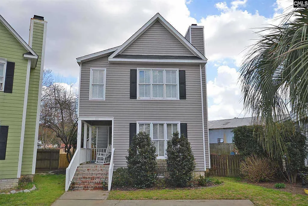 2 bed, 1224 sqft, $1,800 — Photo 1