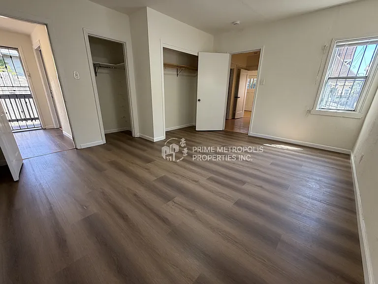 1715 82nd Ave — Photo 7