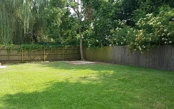 5th image of 7940 Mullet St