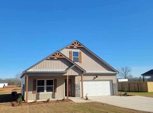 1941 Silcox Rd, Ashford, AL 36312