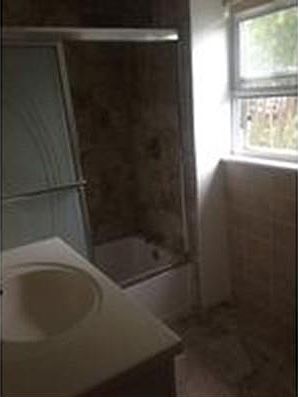 2nd image of 54 Kingman Ave #2