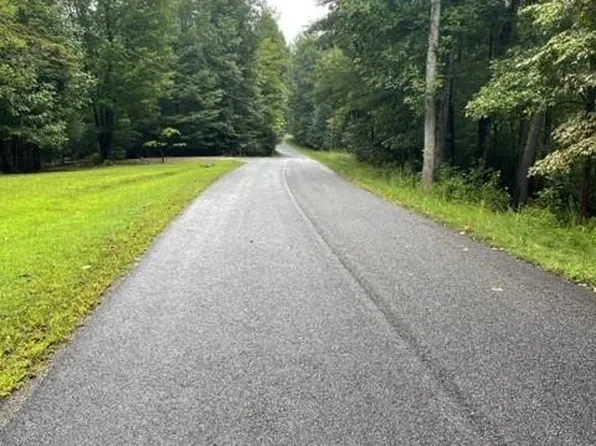 22 Triple Cove Dr, Wilkesboro, NC 28697