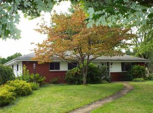 125 N Eberhart Rd, Butler, PA 16001