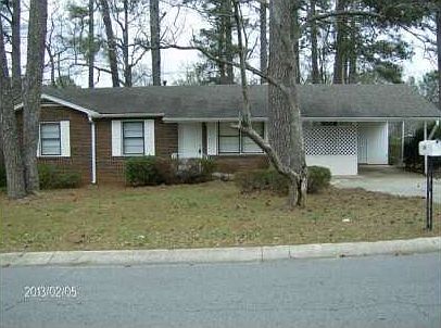 2nd image of 852 Longleaf Dr