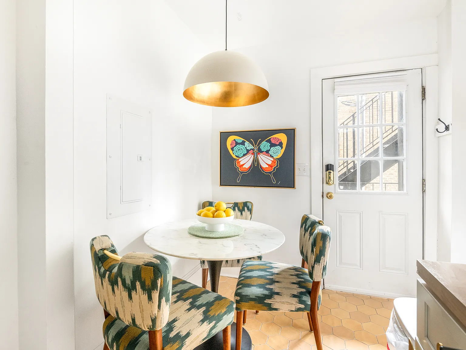 1 bed, 800 sqft, $1,900 — Photo 3