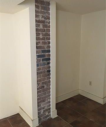 2nd image of 2520 Lapeyrouse St