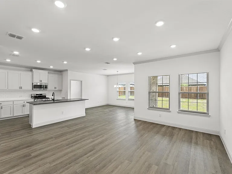 544 Oak Creek Dr — Photo 13