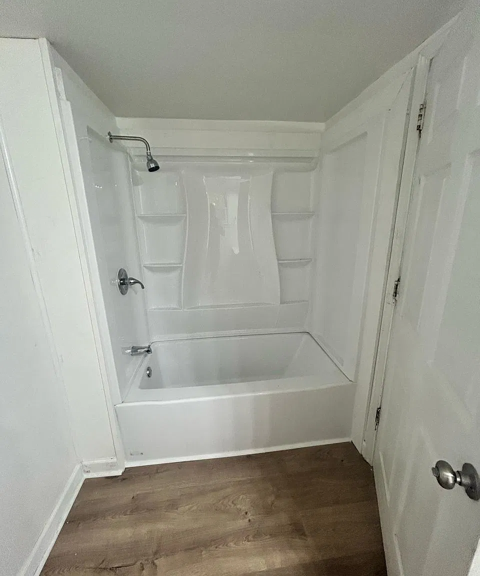 3 bed, 1800 sqft, $2,000 — Photo 3