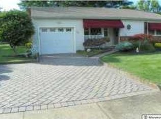 186 Westbrook Dr, Toms River, NJ 08757