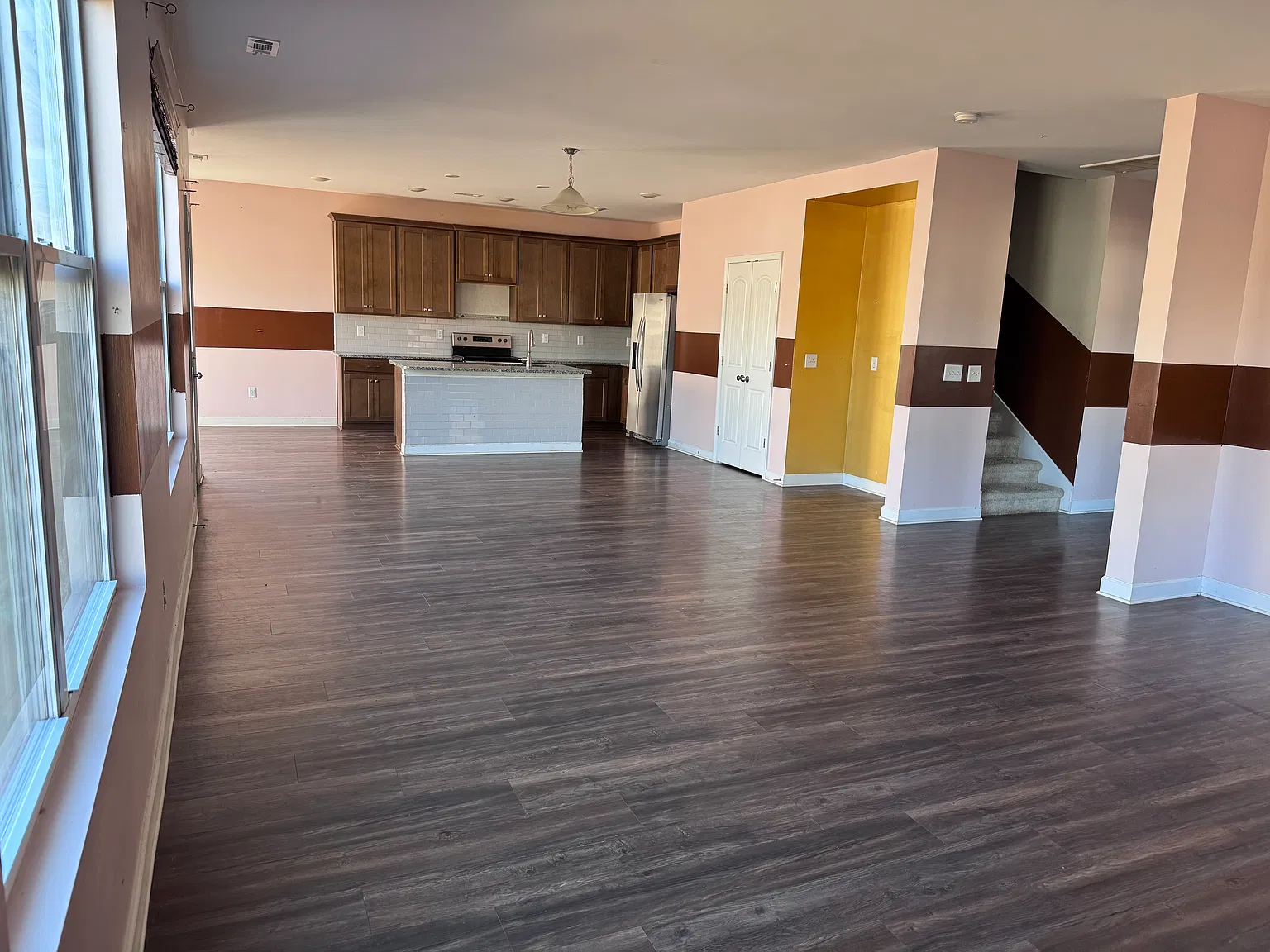 4 bed, 3094 sqft, $2,800 — Photo 3