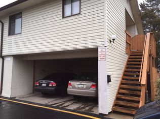 8407 Huerta Ct #170, Alexandria, VA 22309