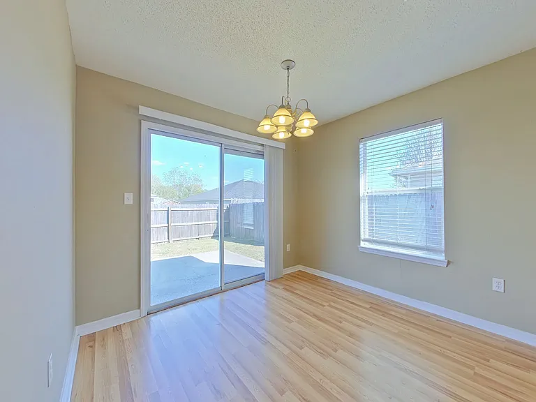 4-web-or-mls-3 Dining Room-2_03302026