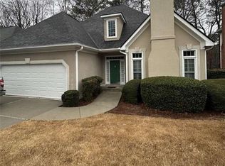 217 Spalding Gates Dr, Sandy Springs, GA 30328
