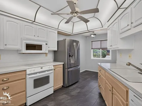 13652 N 108th Dr, Sun City, AZ 85351