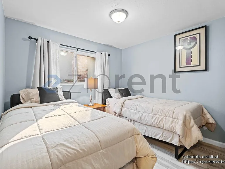 325 Falcon Dr — Photo 18